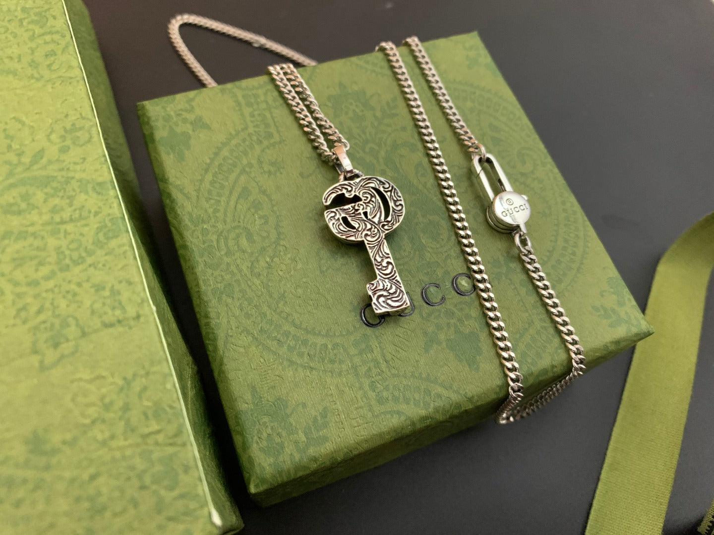 EN – Lux GCI Necklaces 013