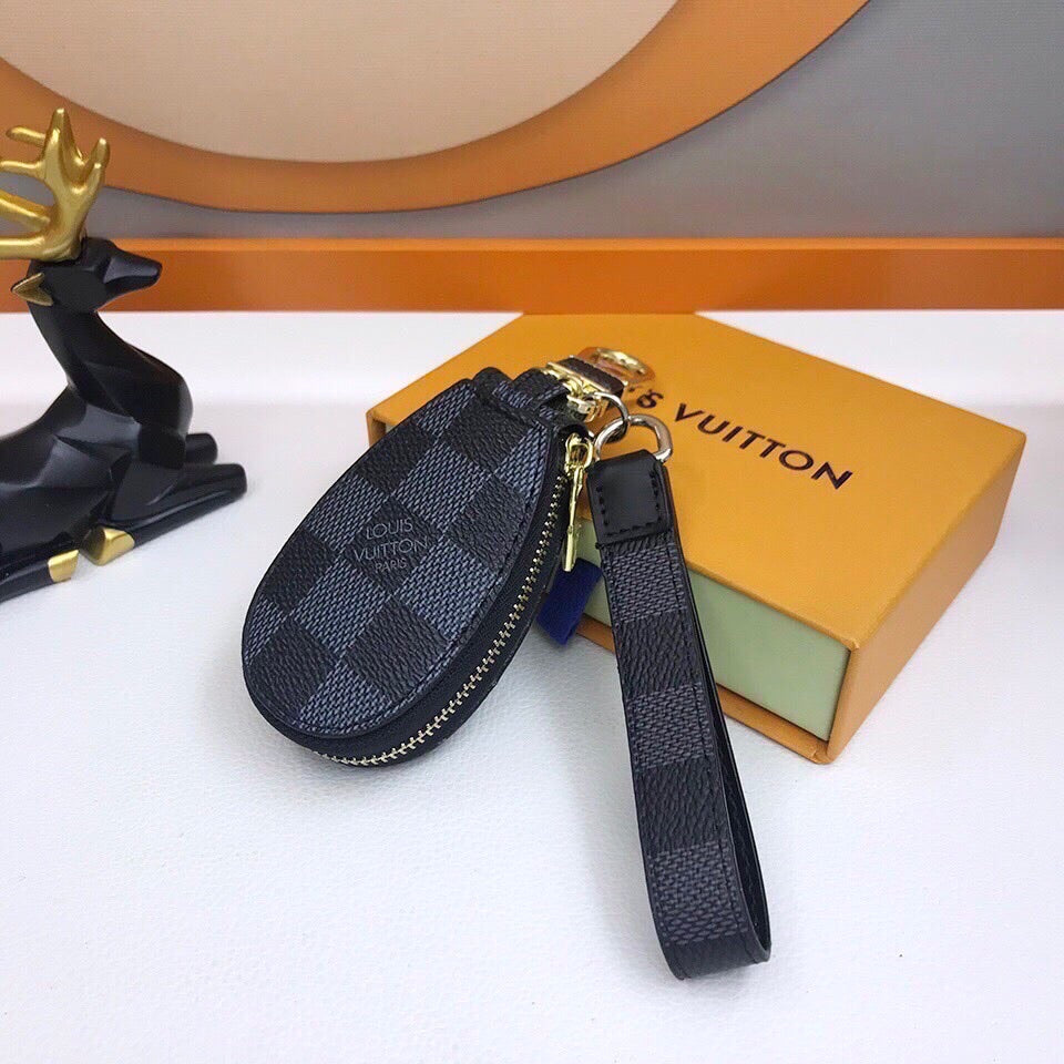 EN – Lux Keychains LUV 026