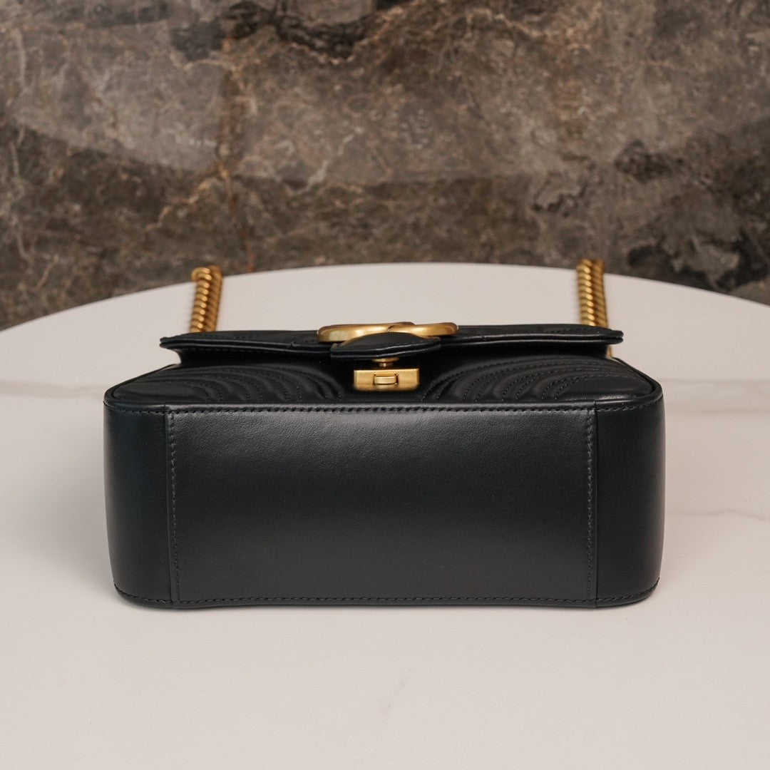 G ucci GG Marmont bag