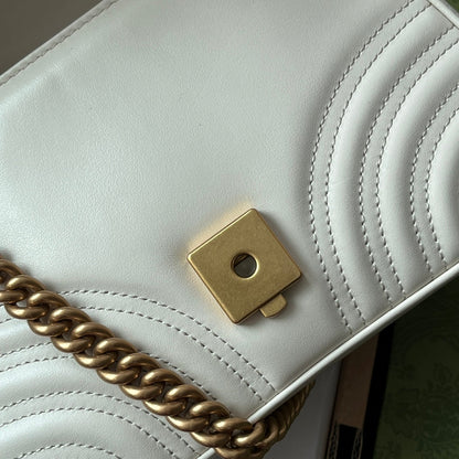 gg Marmont Mini Top Handle Bag White For Women, Women&#8217;s Bags 8.3in/21cm gg ‎547260 DTDIT 9022
